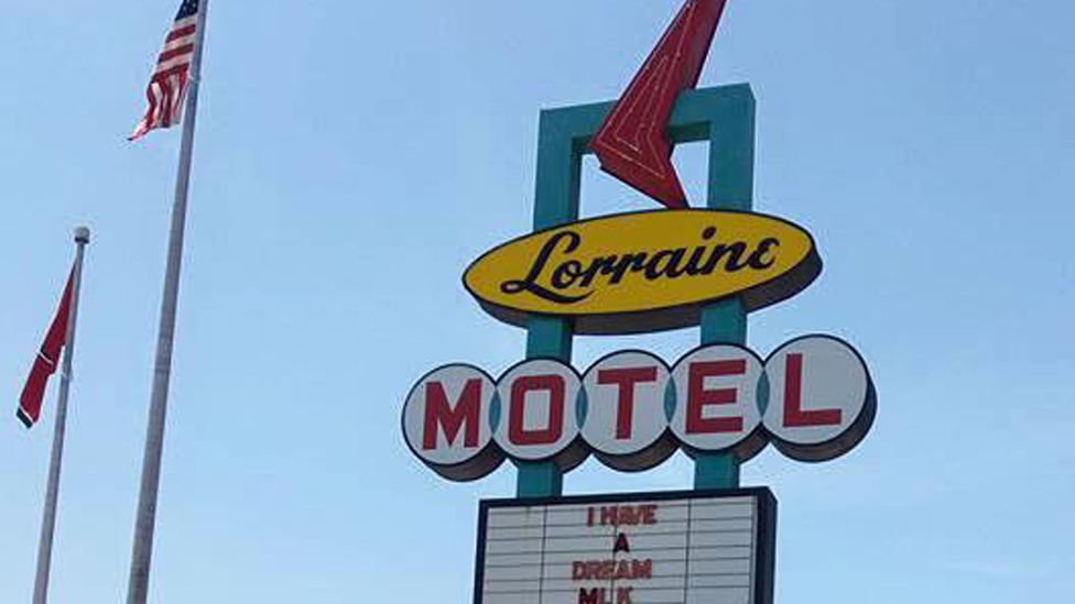 Motel sign